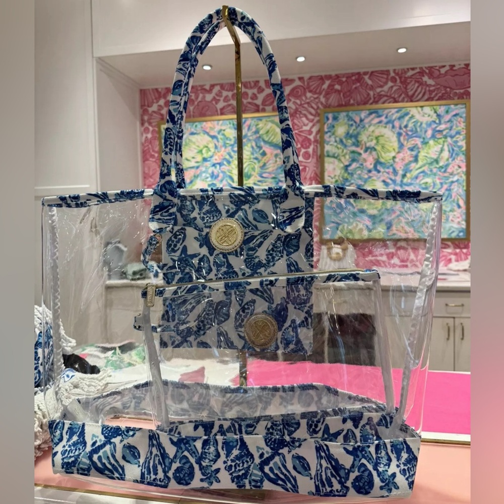 New Lilly Pulitzer Clear White Blue Beach Tote Resort White Shell Collector bag